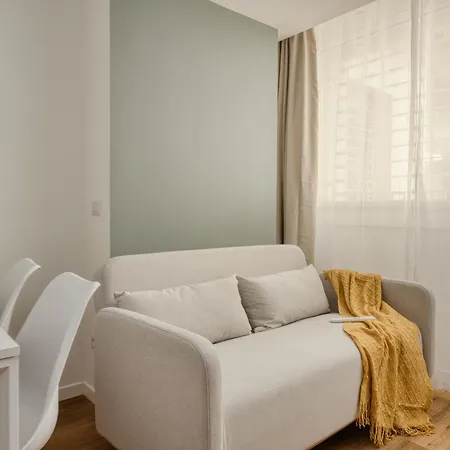 Apartman Hostmate - - Imperia - Romolo Iulm